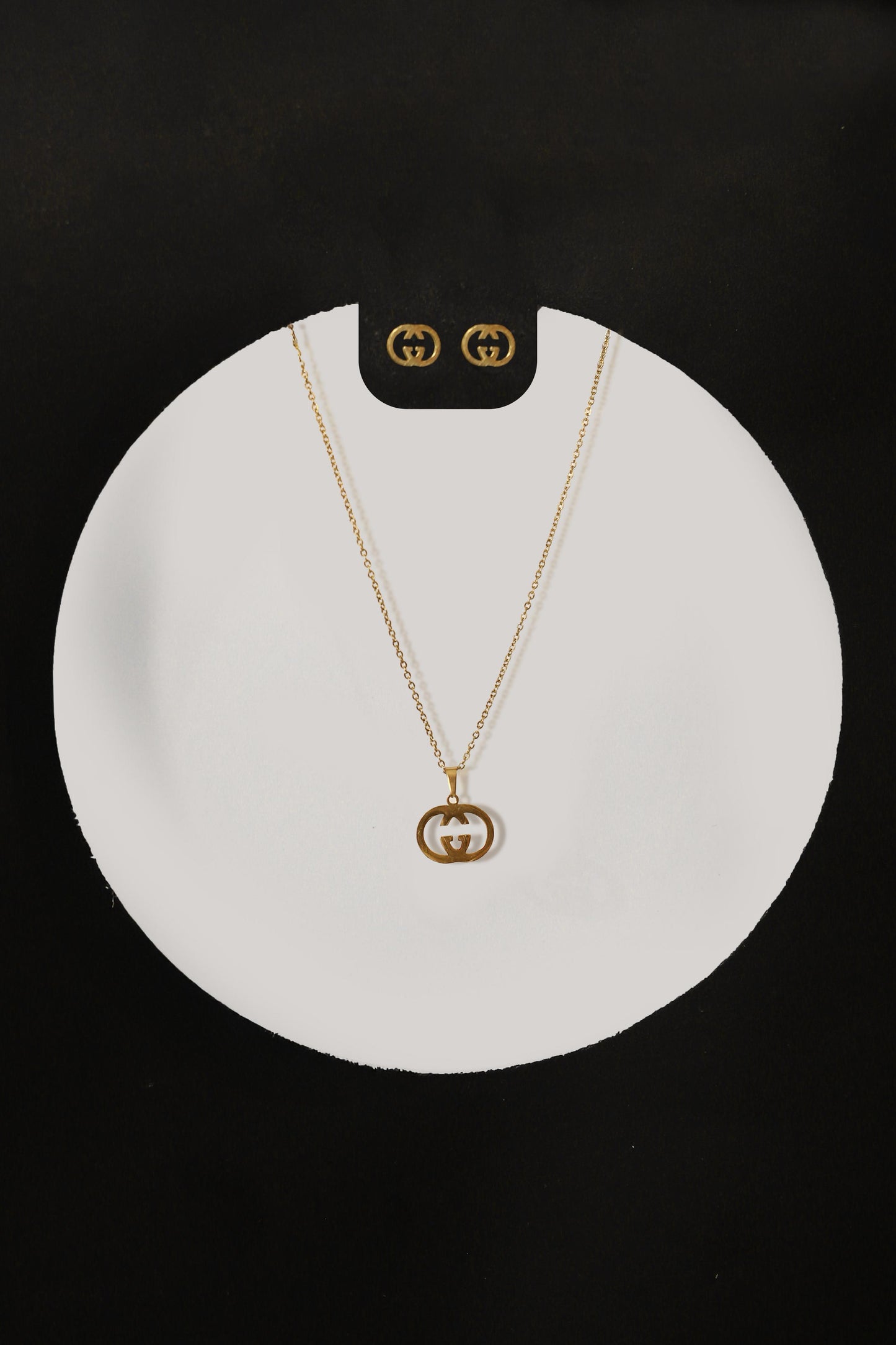 Gucci Pendant Set